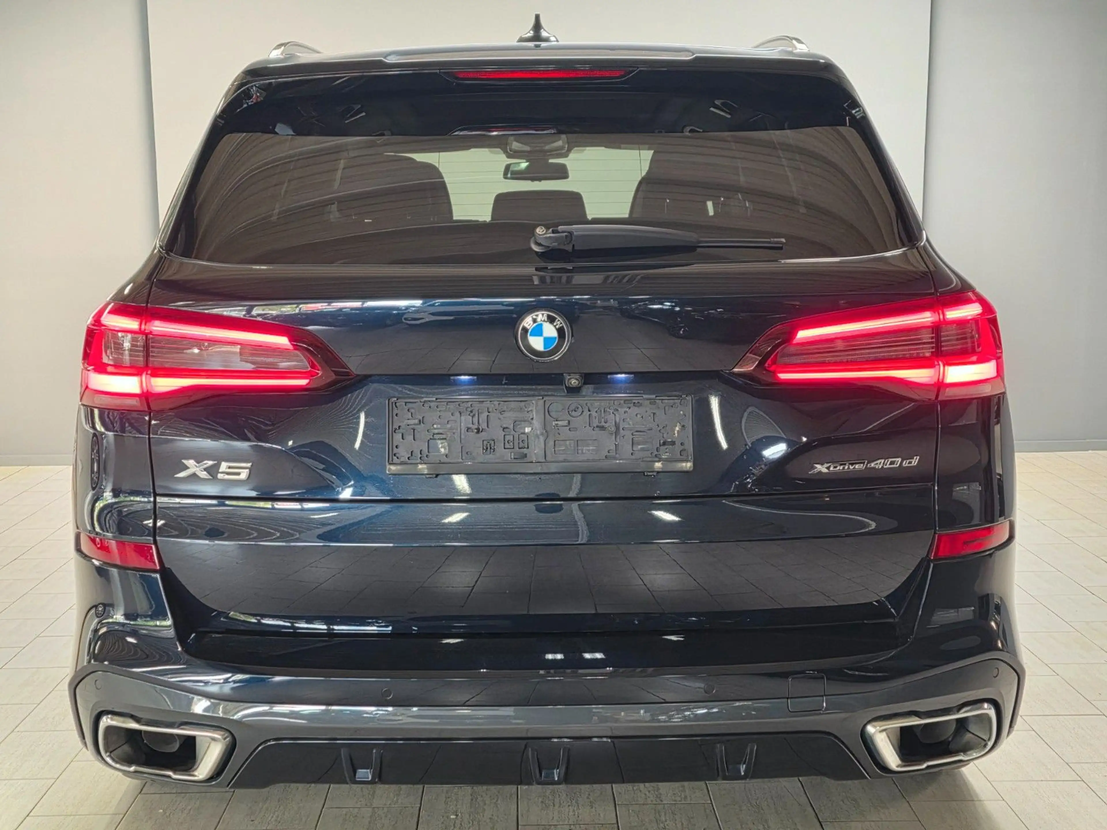 BMW X5 xDrive 40d M Laser |HUD| Pano|Mass.-Bel.-Memo. — photo 6