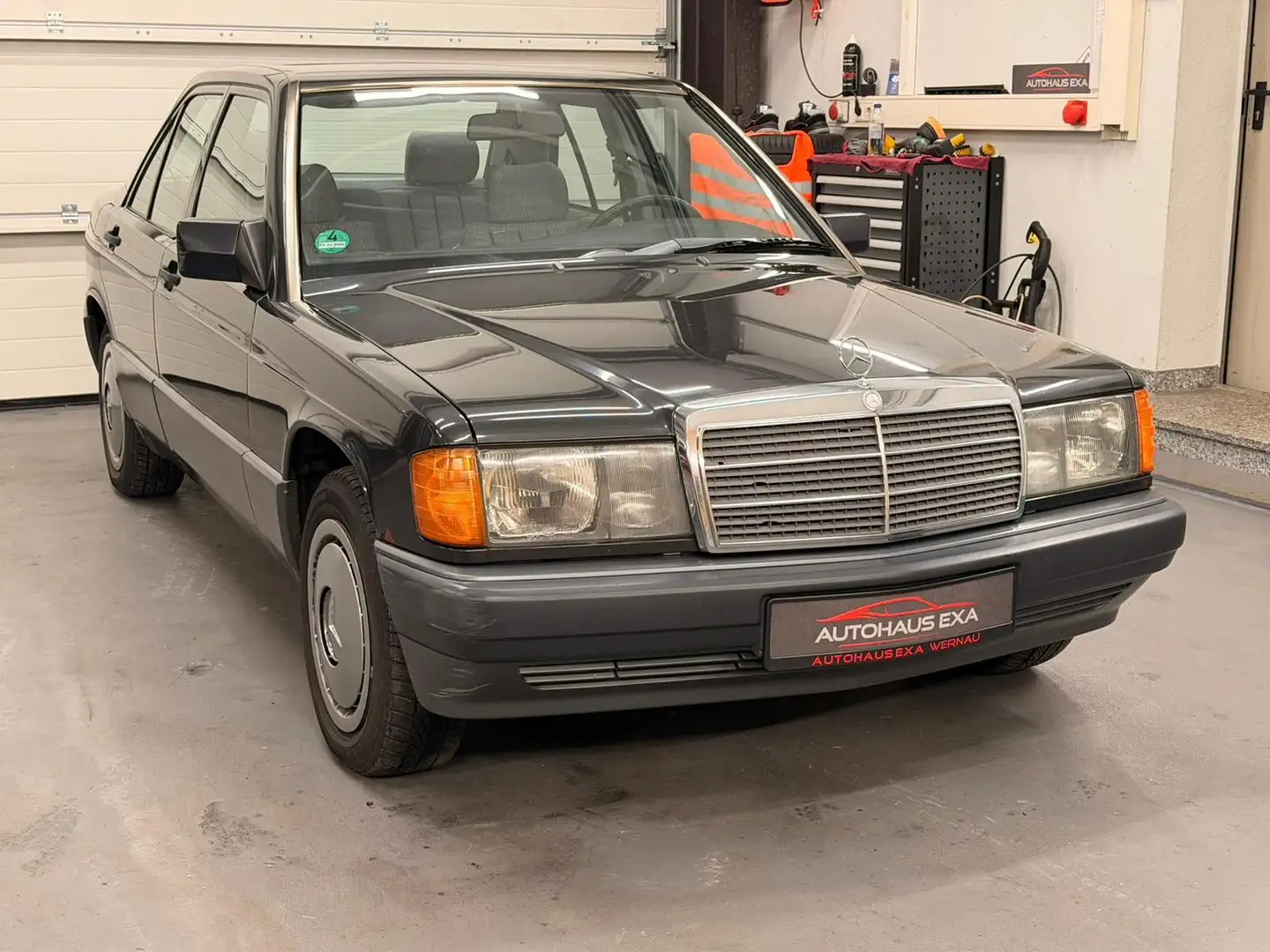 Mercedes-Benz 190 E Automatik Noir - 1