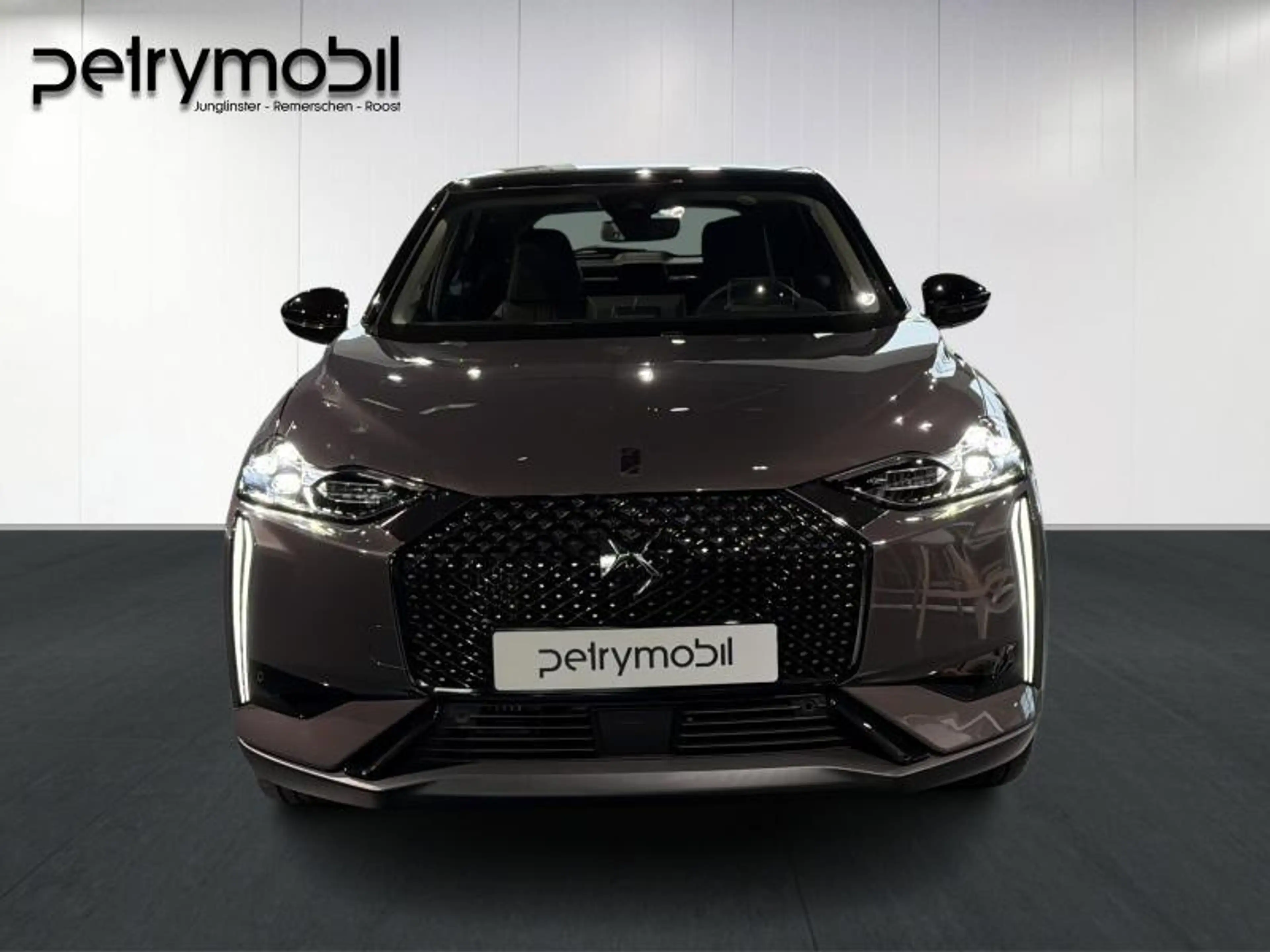 DS Automobiles DS 3 3 — photo 2