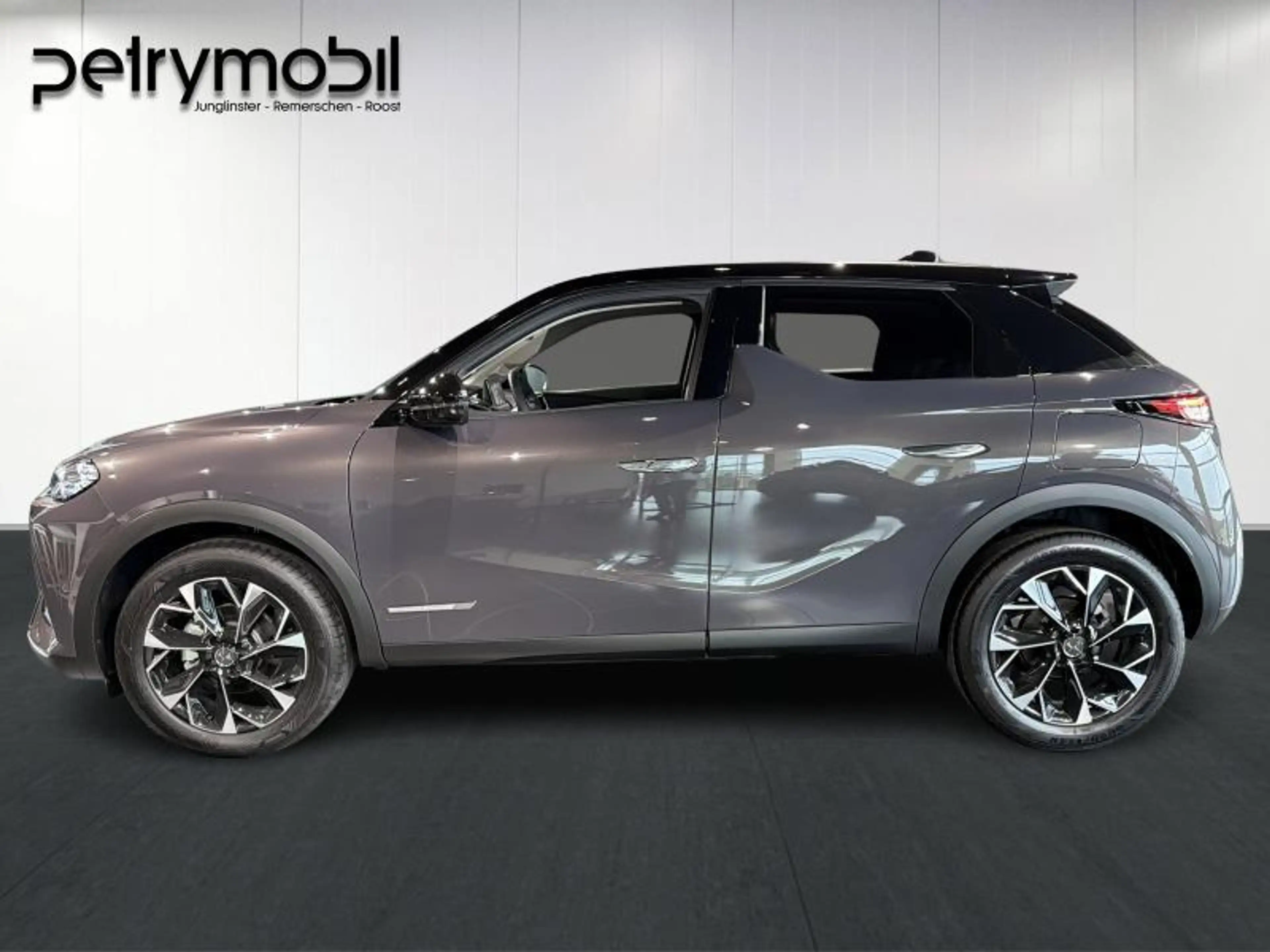 DS Automobiles DS 3 3 — photo 4