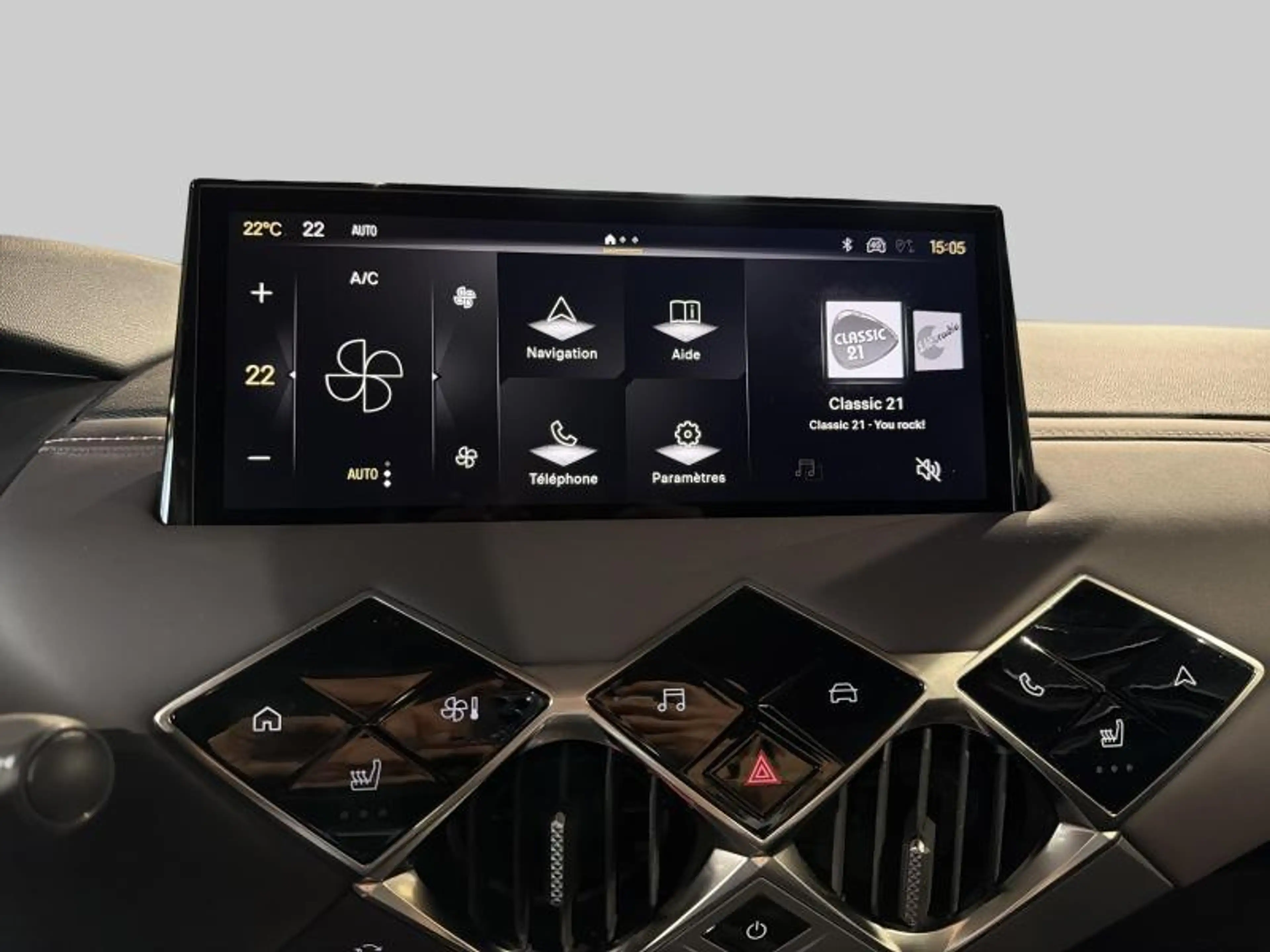DS Automobiles DS 3 3 — photo 11