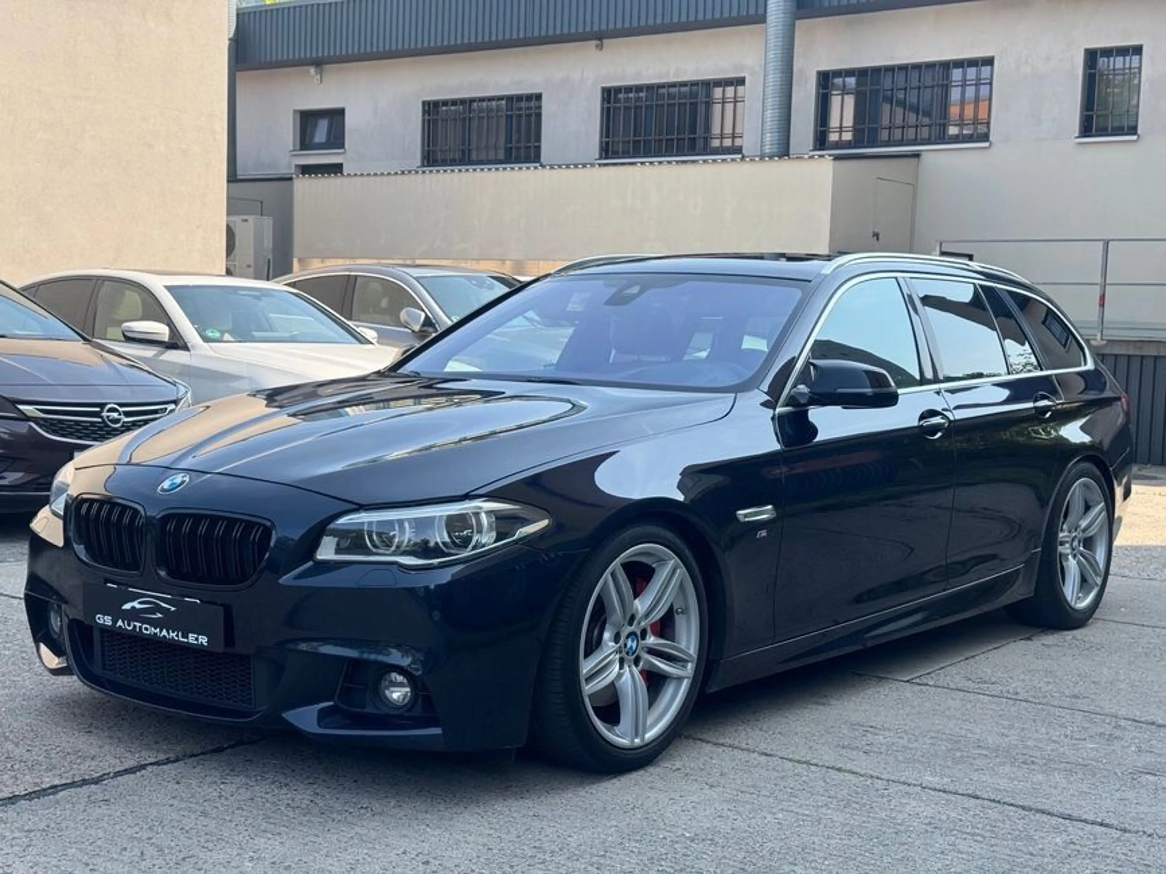 BMW 535 d xDrive H&K Pano M-Sport Umbau M550d VOLL — photo 2