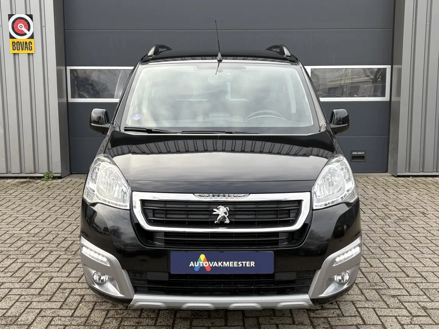 Peugeot Partner Tepee 1.2 PureTech Style | Navi | Carplay | PDC | Noir - 2