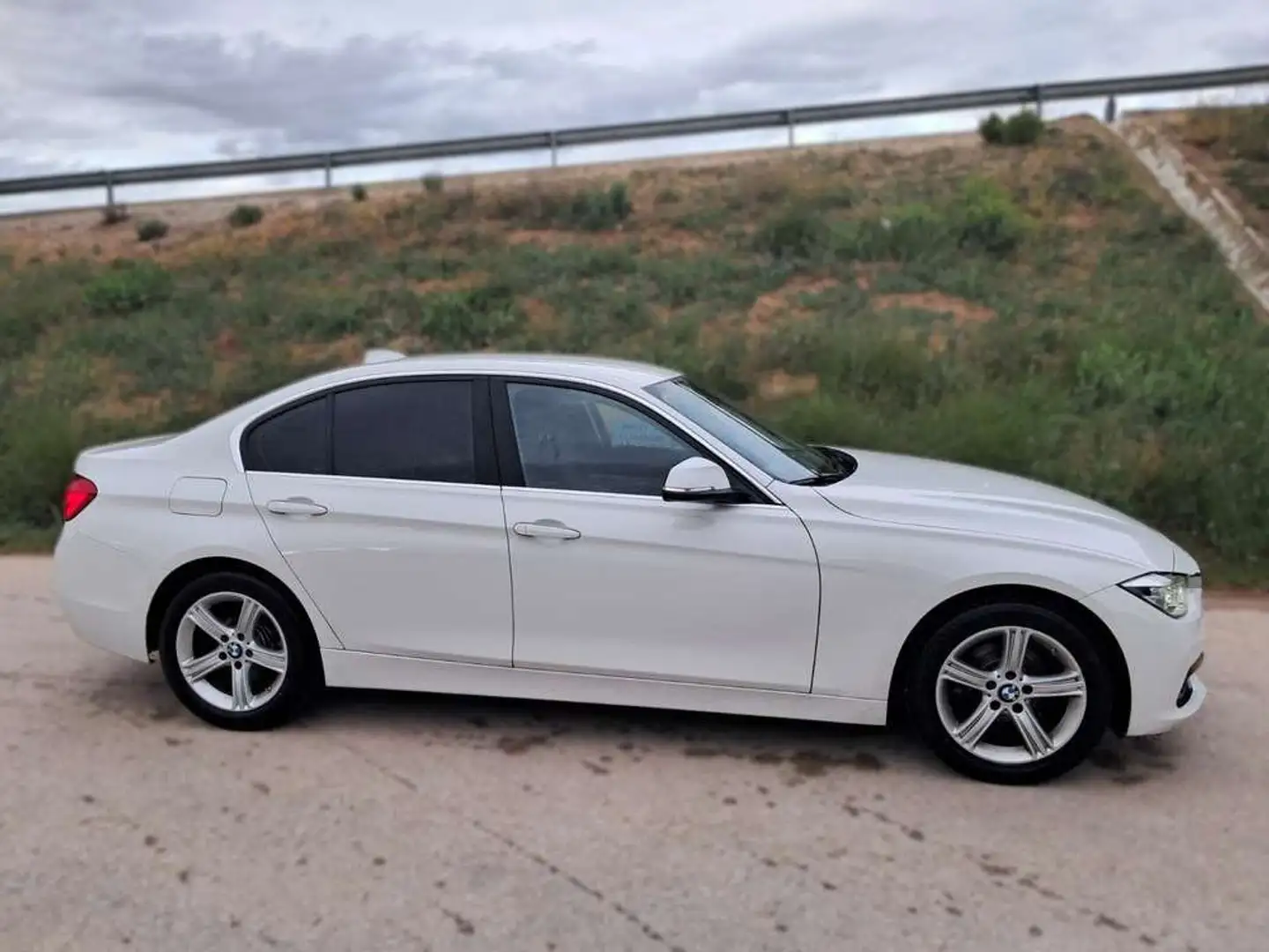 BMW 318 318d Blanco - 2