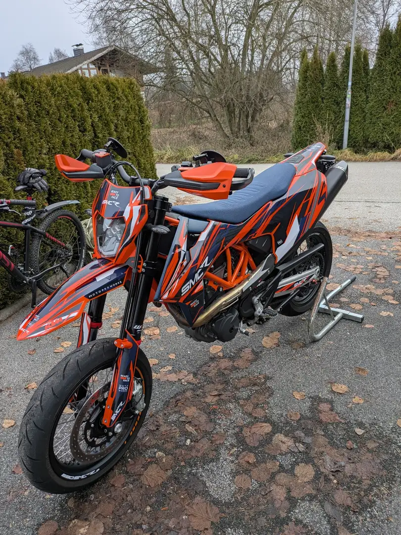 KTM 690 SMC R Naranja - 1