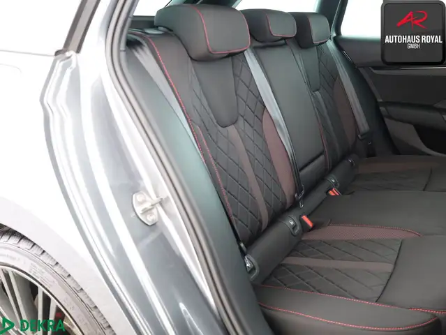 Skoda Octavia view 12