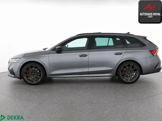 Skoda Octavia view 2