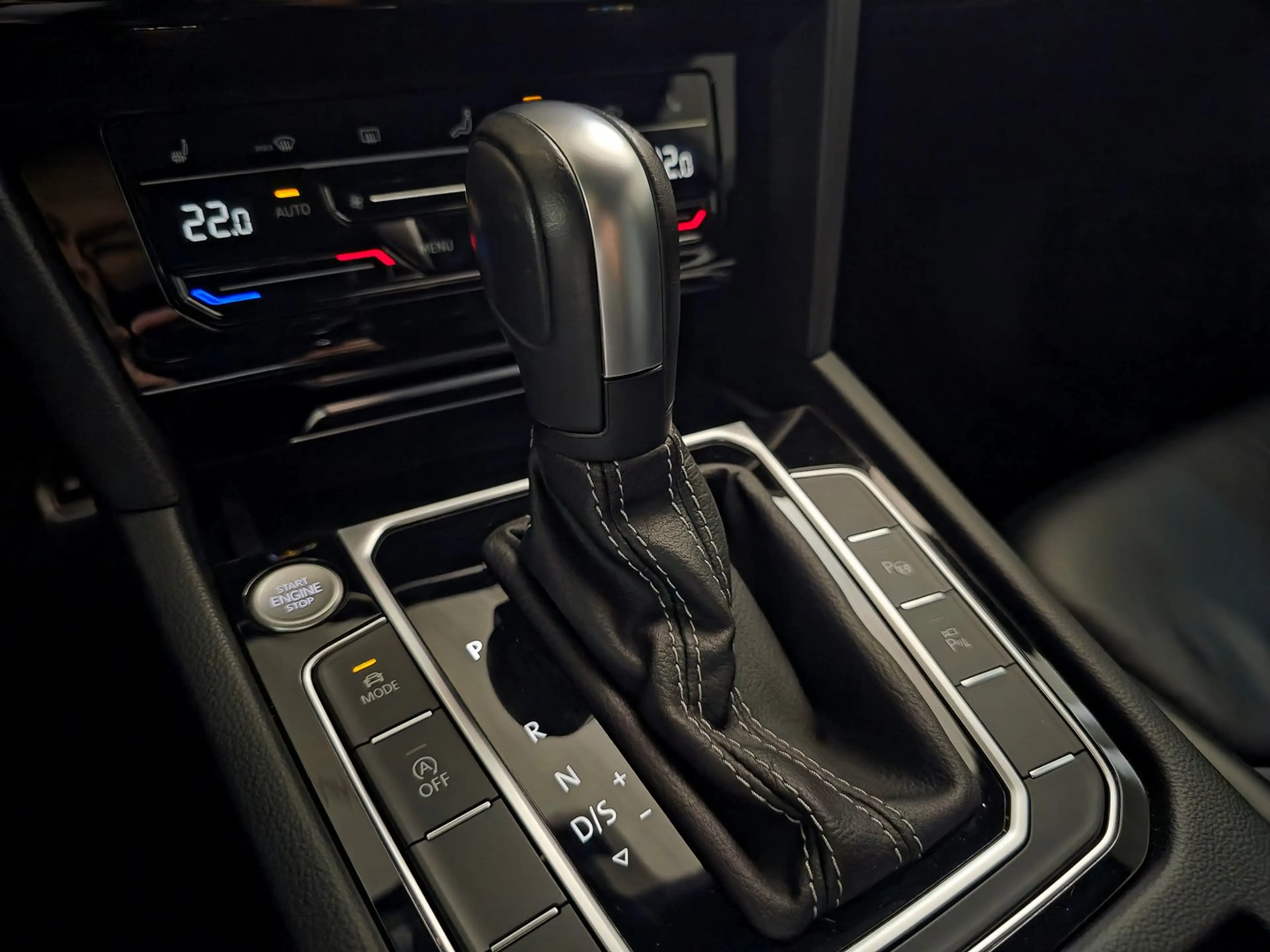 Volkswagen Arteon R-Line TDI DSG — photo 13