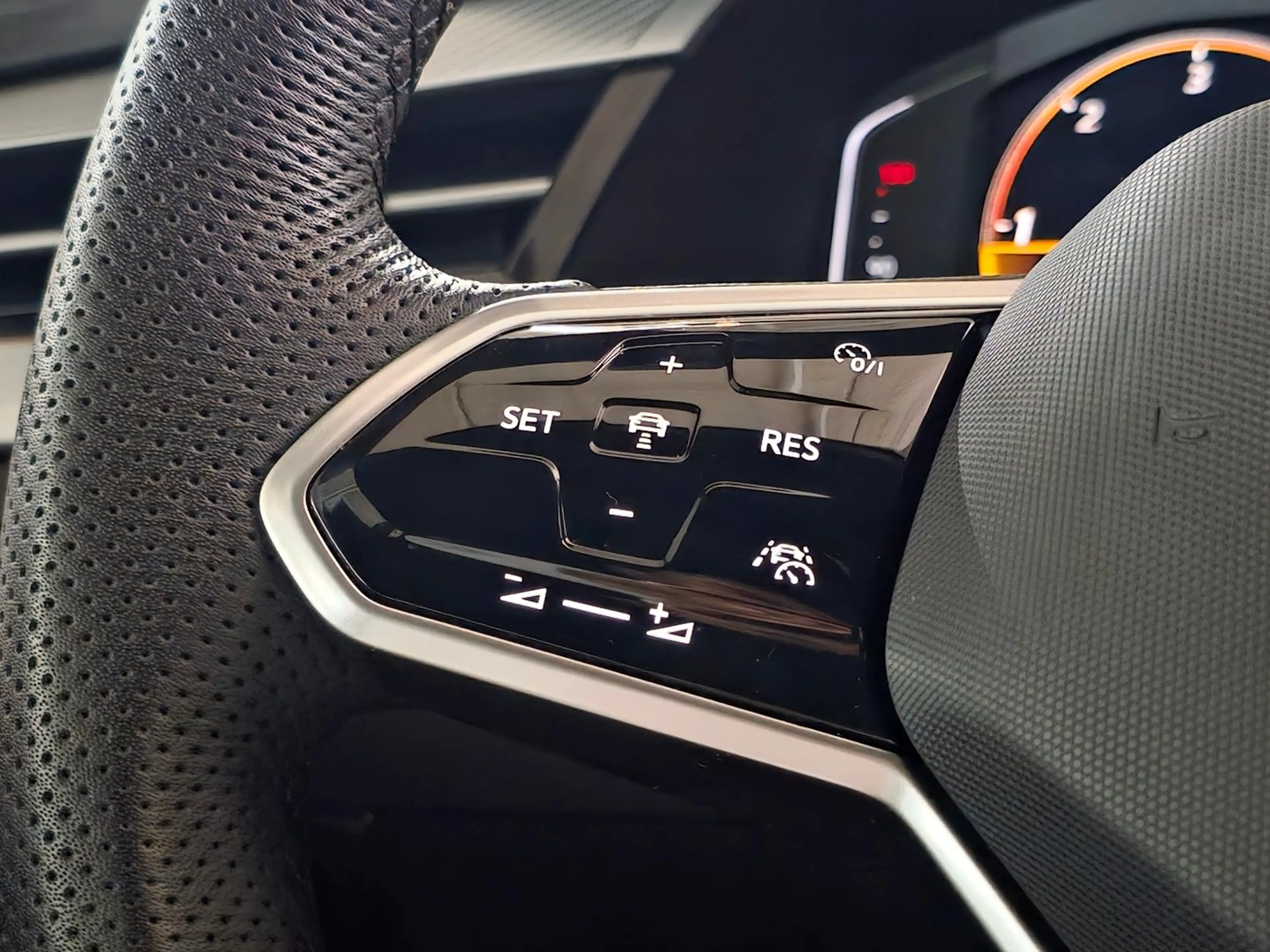 Volkswagen Arteon R-Line TDI DSG — photo 7
