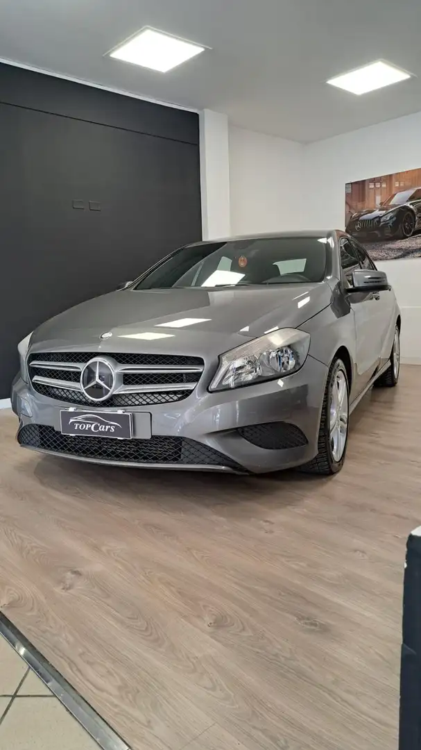 Mercedes-Benz A 180 A 180 CDI Automatic Sport Gris - 2