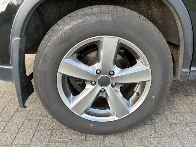Nissan X-Trail view 16