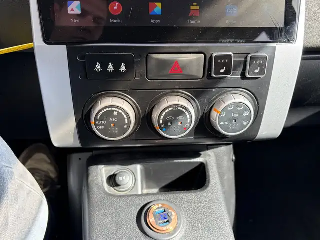 Nissan X-Trail view 12