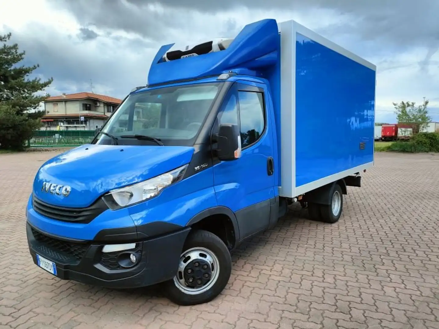 Iveco Daily 35C14 Frigo FRCX Bleu - 2