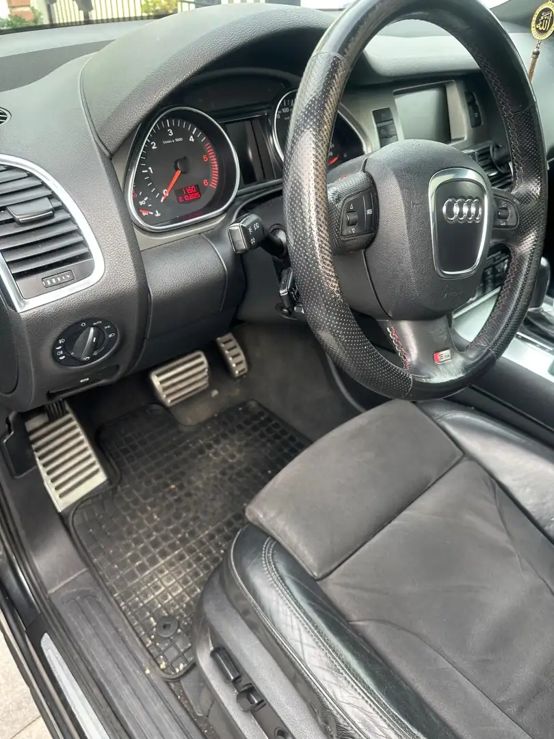 Audi Q7 3.0 TDI q.Pro L+ 5+2 Grey - 1