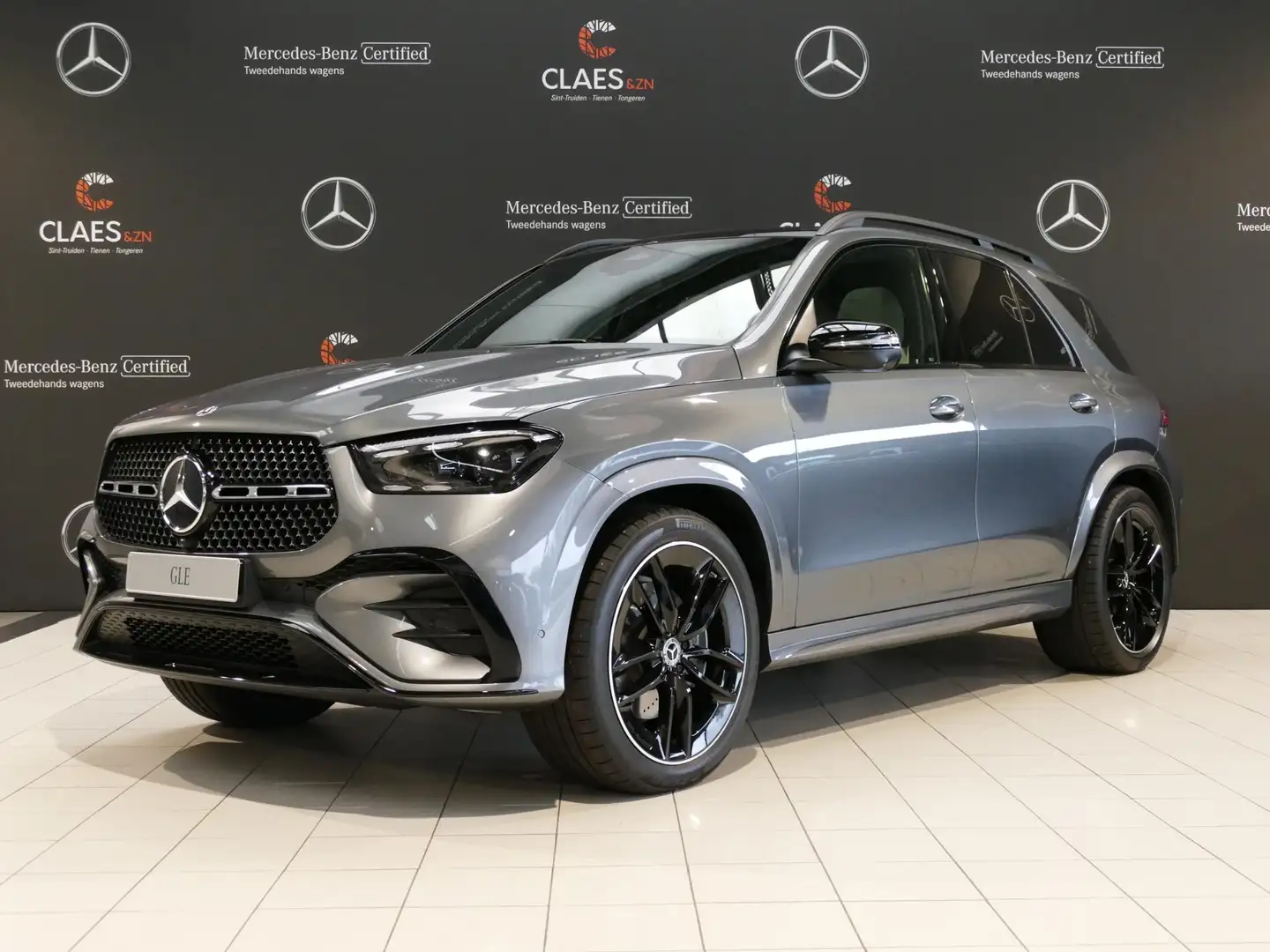 Mercedes-Benz GLE 300 300d 4MATIC AMG Line DOS 6377 Grijs - 1