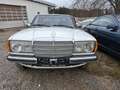 Mercedes-Benz Baureihe 123 E 200, W123, H Zulassung Weiß - thumbnail 1