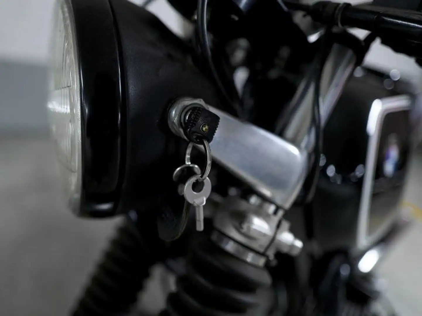 BMW R 80 Noir - 2
