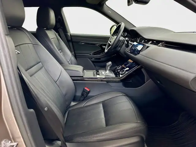 Land Rover Range Rover Evoque view 3