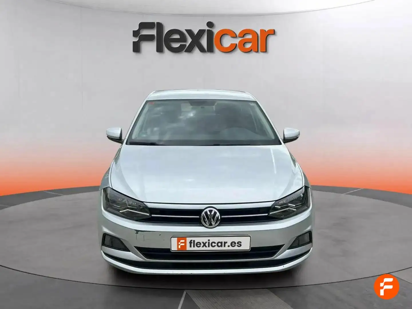 Volkswagen Polo 1.0 TSI Advance 70kW Gris - 2
