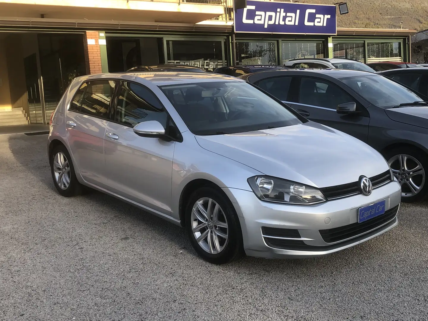 Volkswagen Golf Golf 5p 1.6 tdi Trendline 90cv Argento - 1