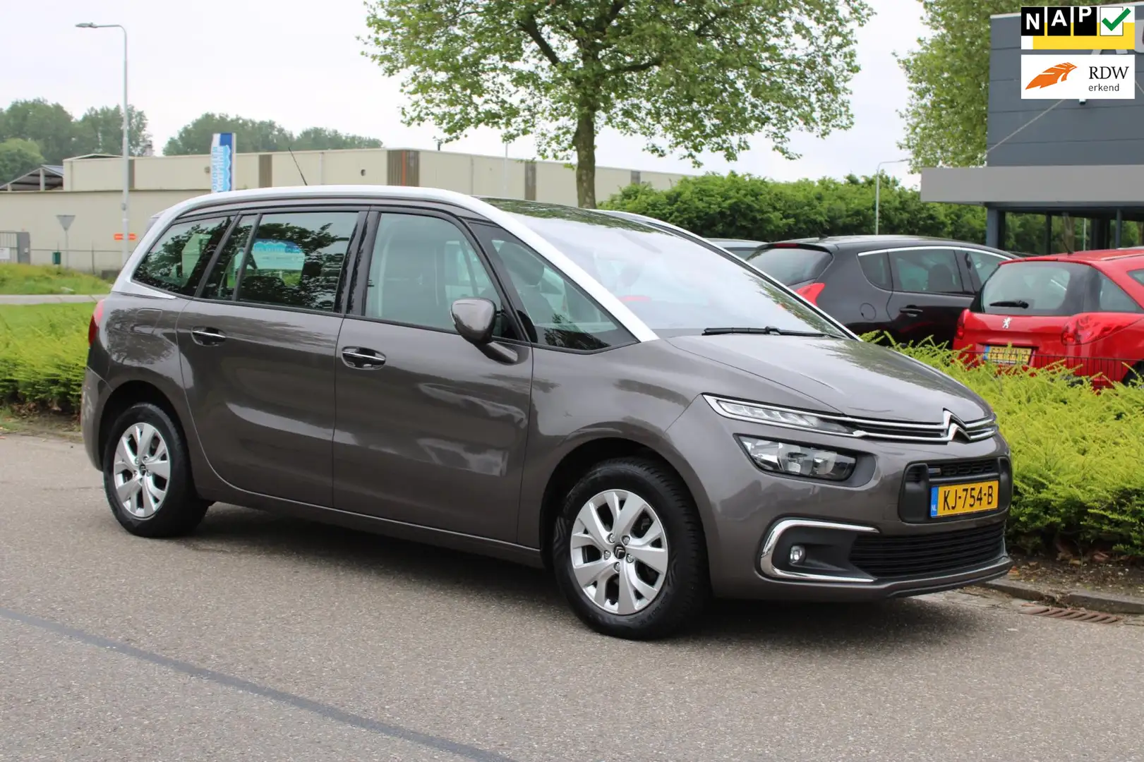 Citroen Grand C4 Picasso 1.2 PureTech BUSINESS-uitv 7-PERSOONS/CLIMA AIRCO/ Gris - 1