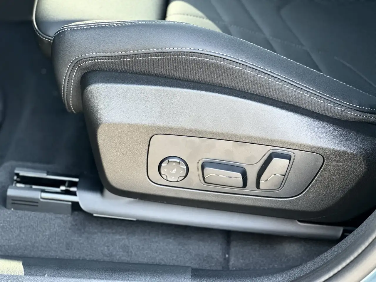 BMW X1 xDrive25e M Sportpaket Head-Up HK HiFi DAB 11