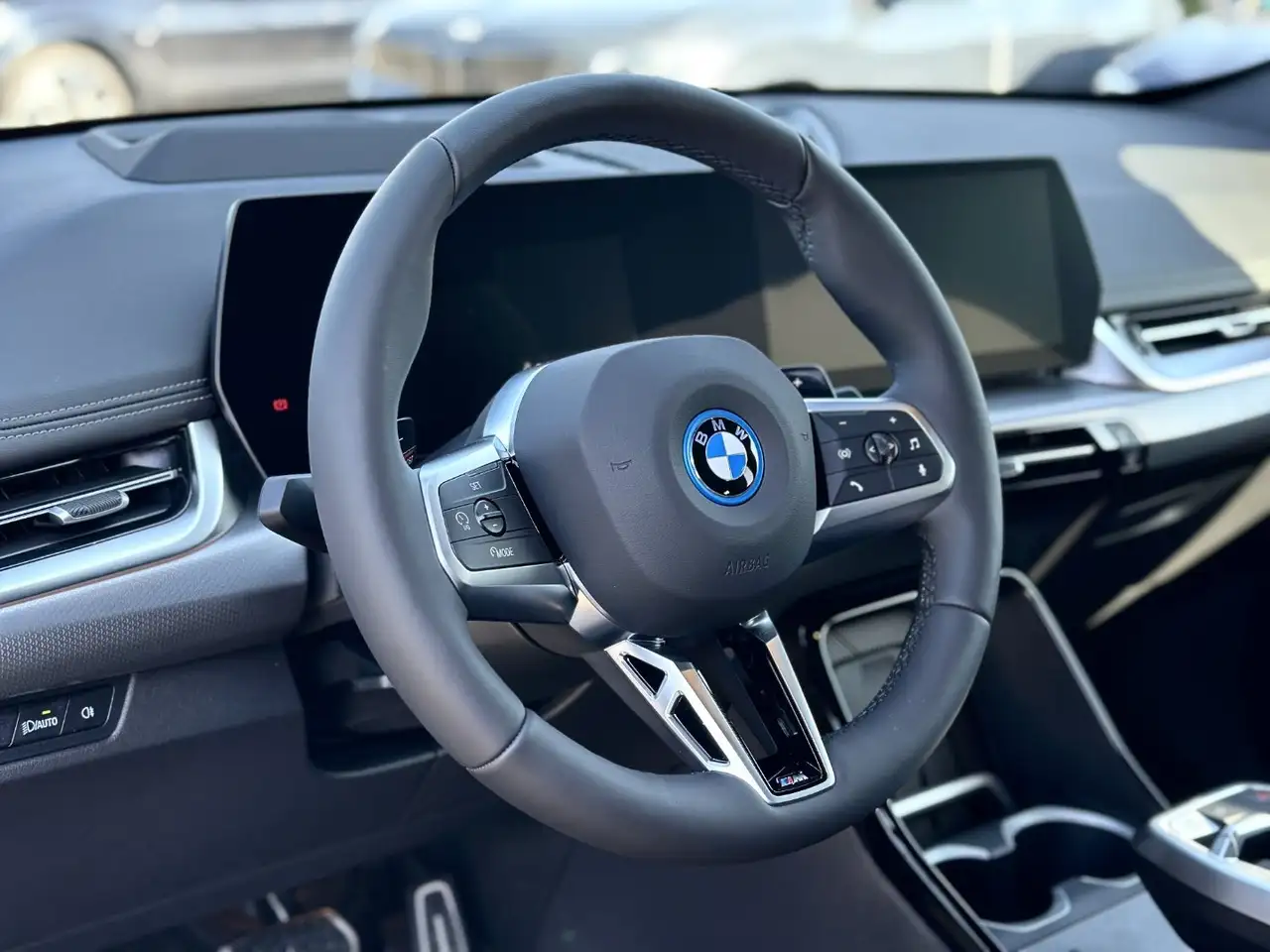 BMW X1 xDrive25e M Sportpaket Head-Up HK HiFi DAB 9