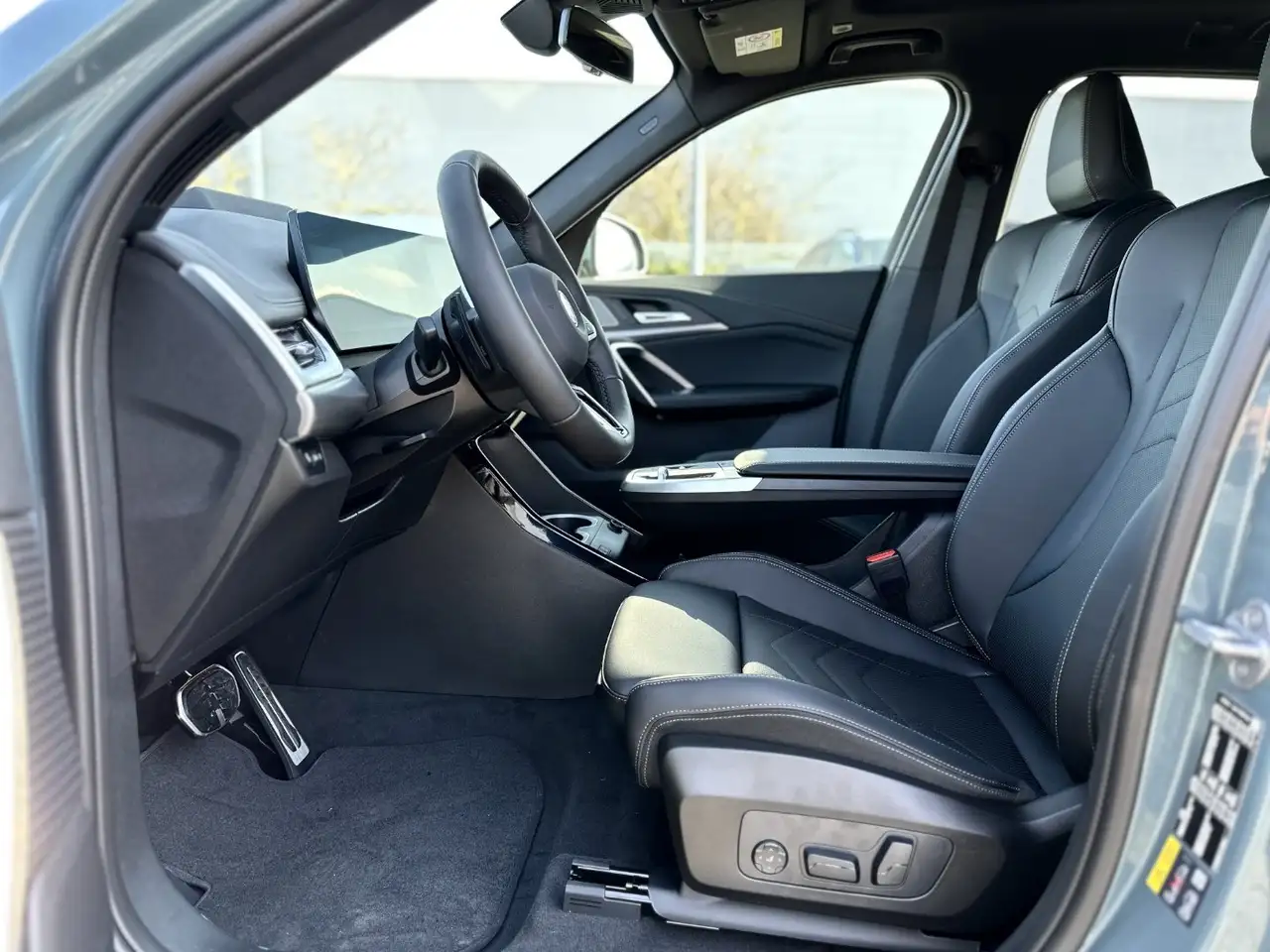 BMW X1 xDrive25e M Sportpaket Head-Up HK HiFi DAB 12