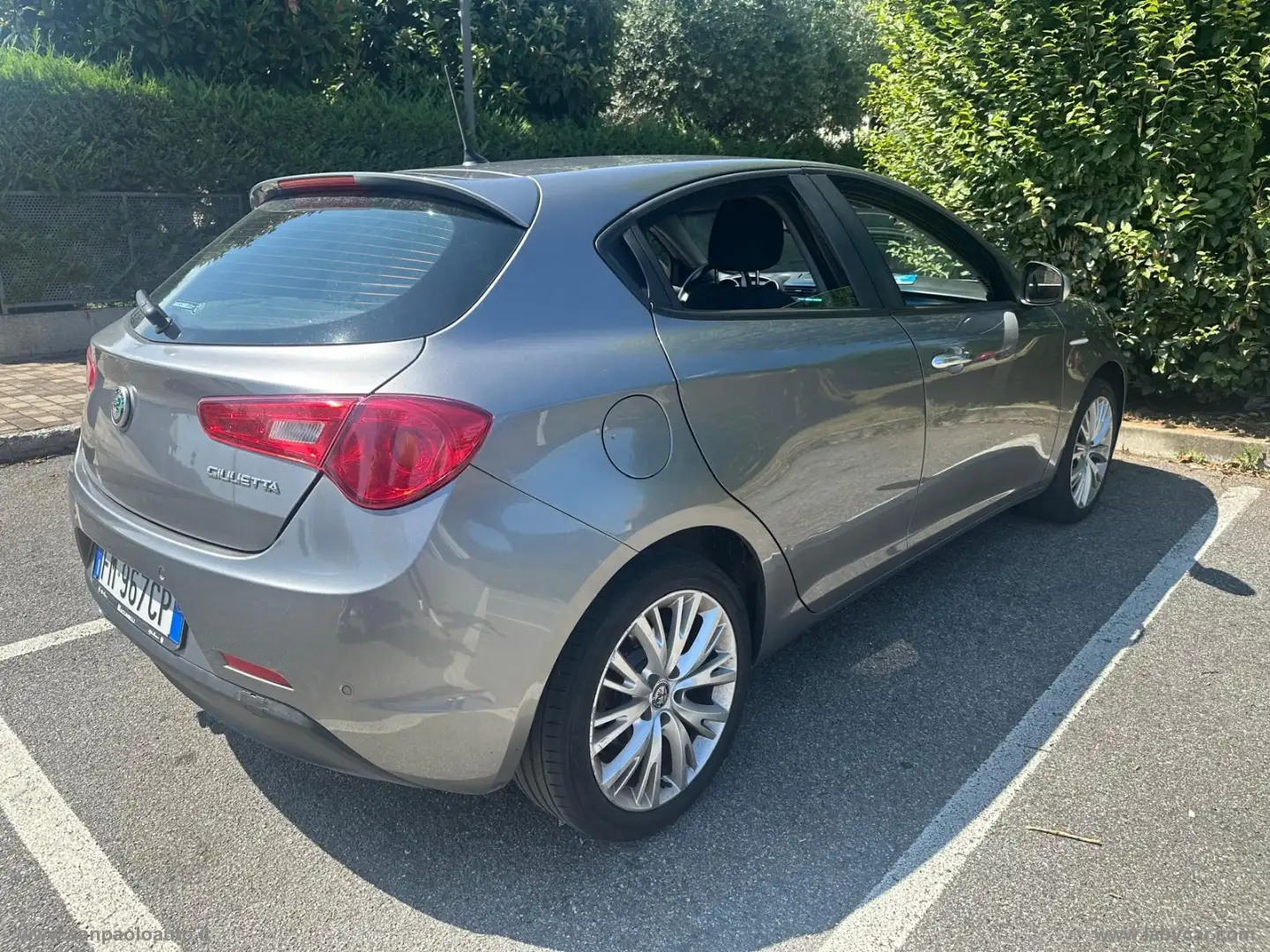 Alfa Romeo Giulietta 1.6 JTDm 120 CV Business Gris - 2