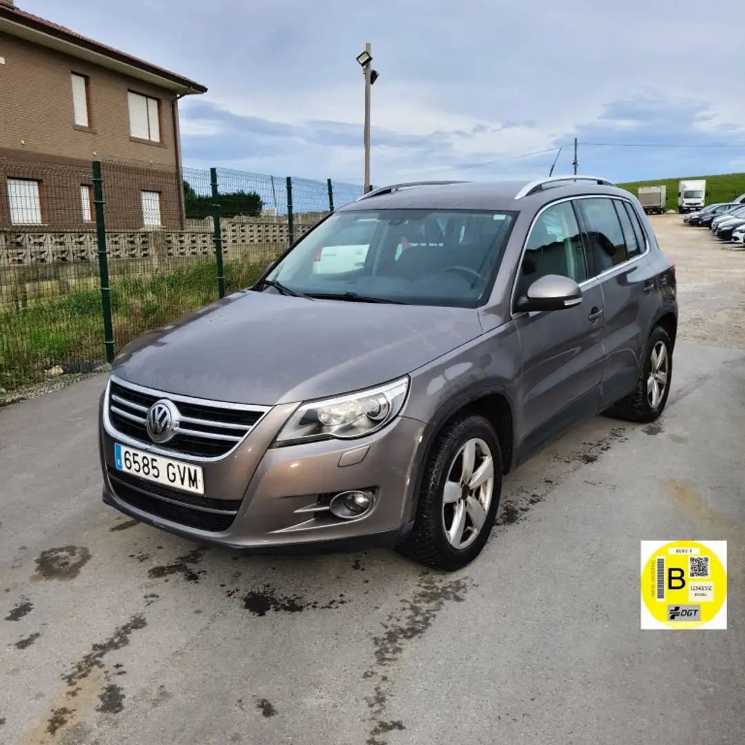 Volkswagen Tiguan 2.0TDI +Motion DSG Braun - 1