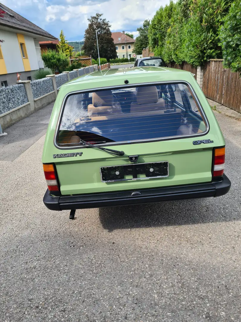 Opel Kadett Kadett D dL Caravan 1,3 S Grün - 2