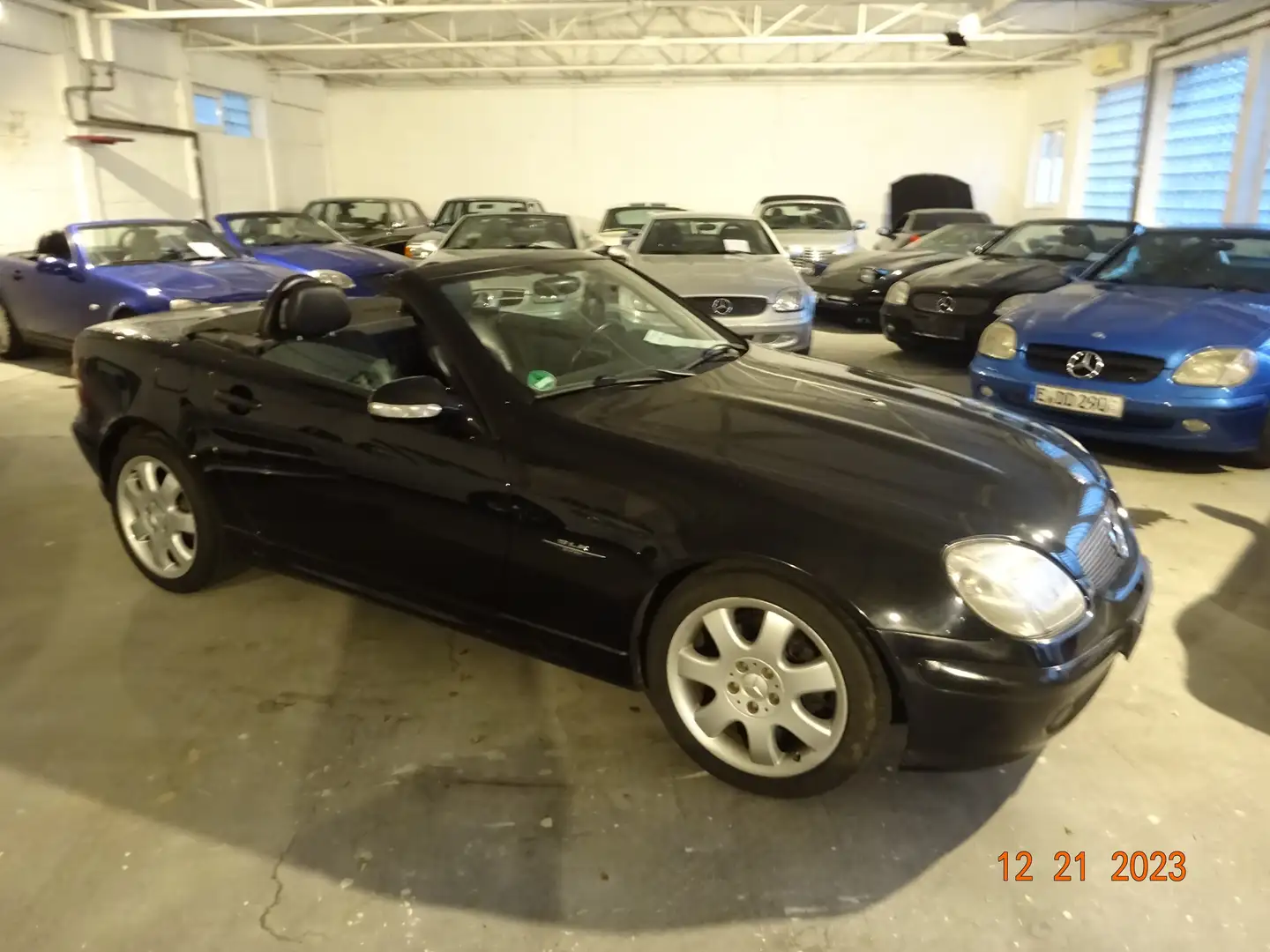 Mercedes-Benz SLK 200 Kompressor Special Edition Černá - 2