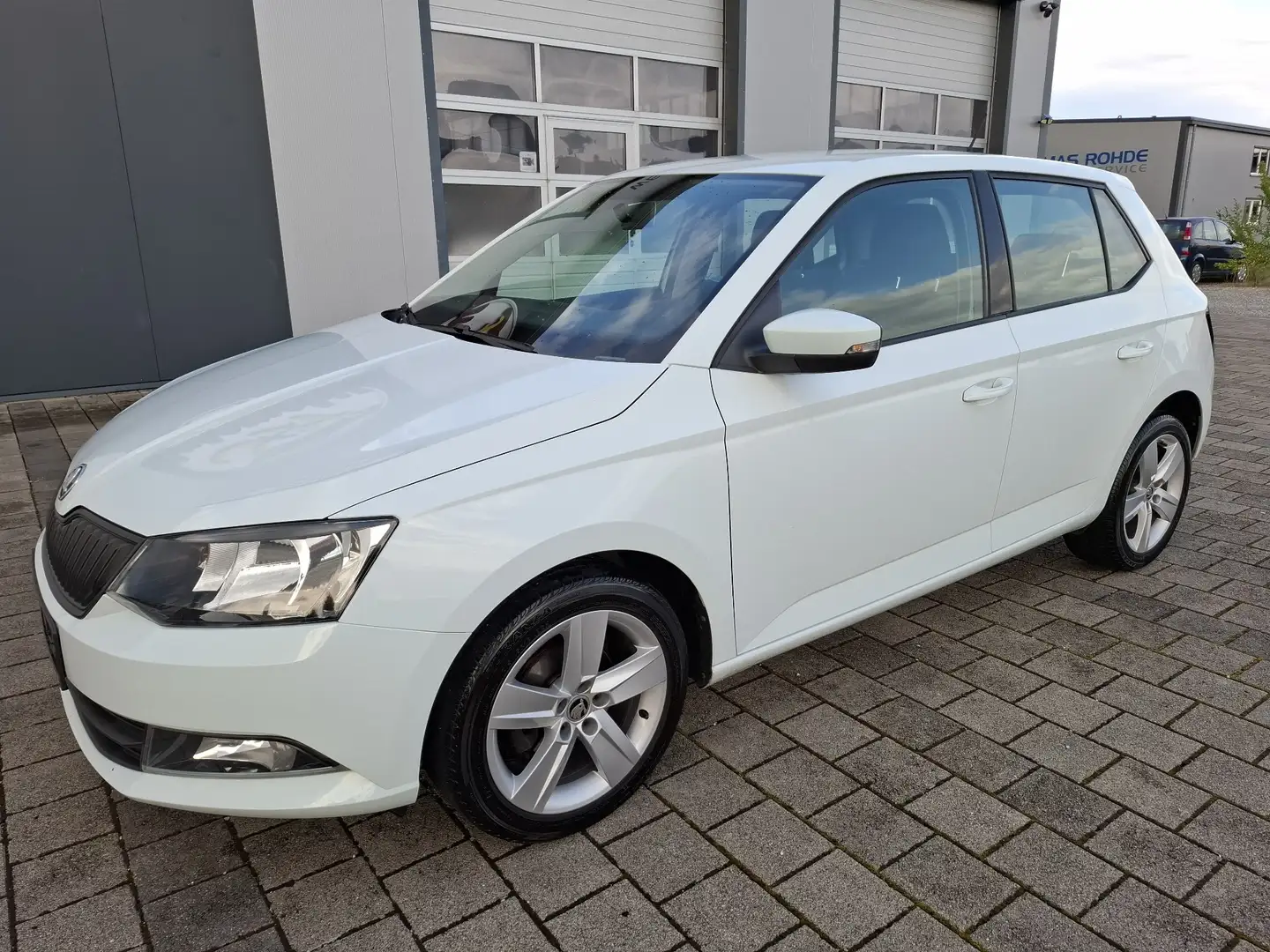 Skoda Fabia Cool Plus Weiß - 2