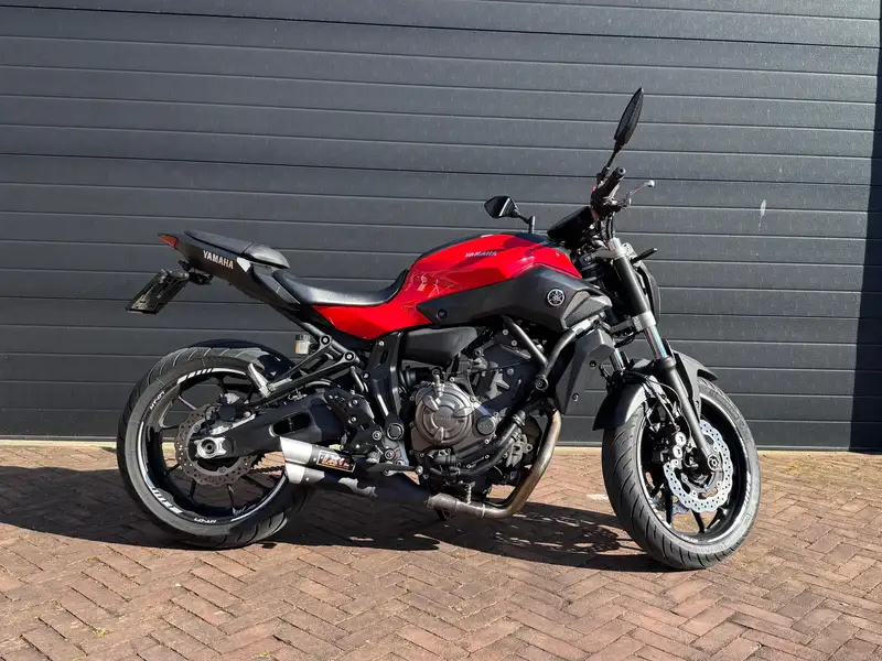 Yamaha MT-07 - foto 3