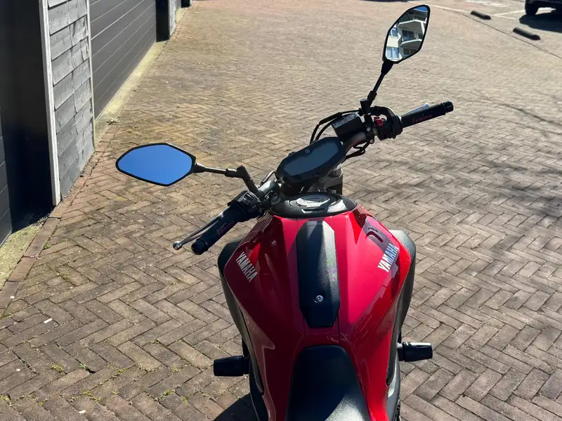 Yamaha MT-07 - foto 8