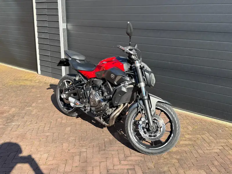 Yamaha MT-07 - foto 4