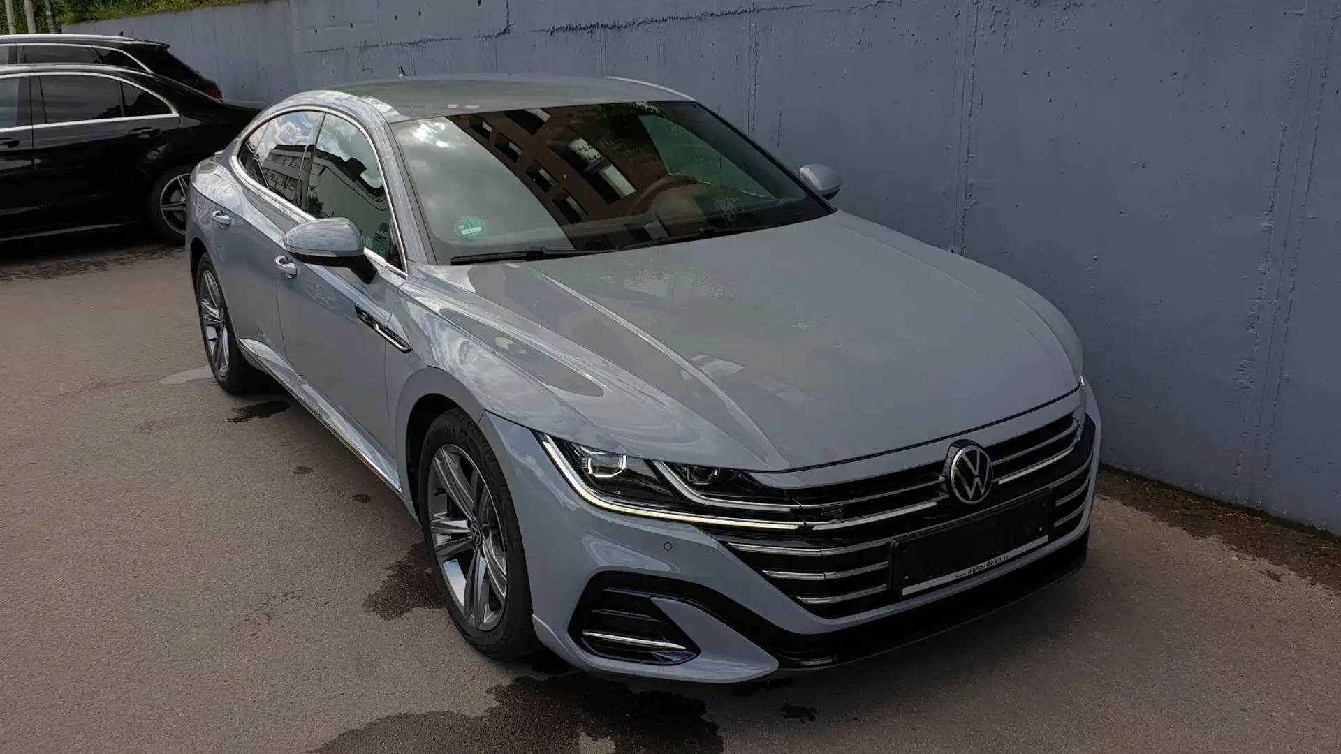 Volkswagen Arteon 2.0 TSI DSG 3x R-Line Virtual/ACC/Kamera Grau - 2