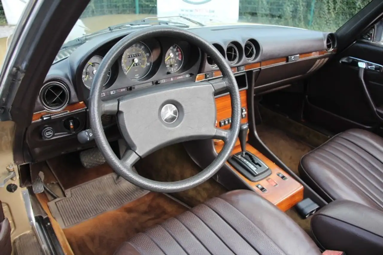 Mercedes-Benz SL 380, foto 6