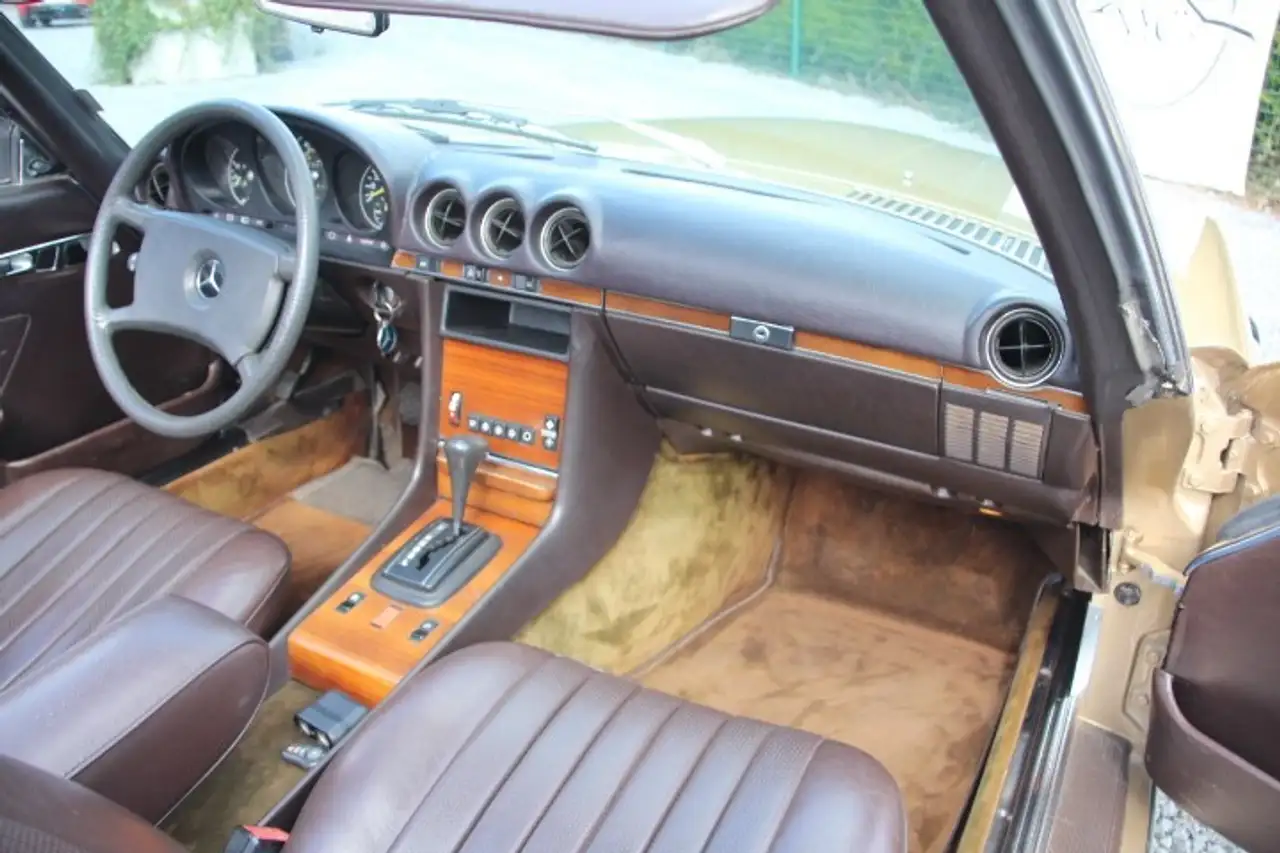 Mercedes-Benz SL 380, foto 7