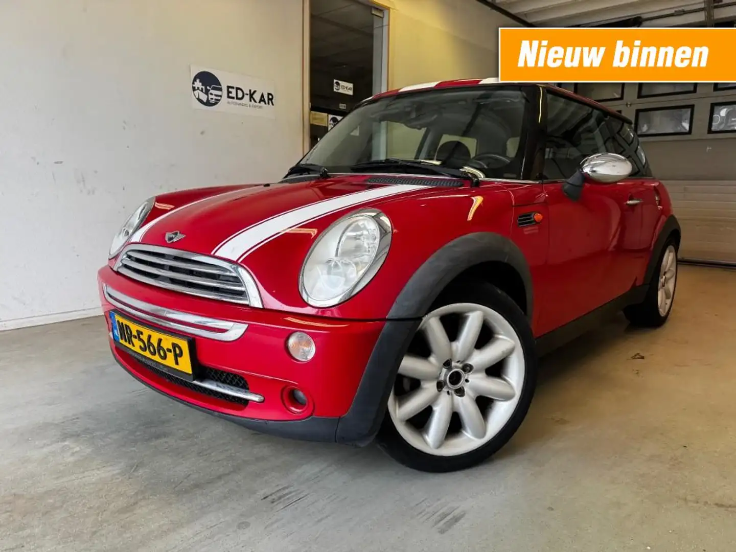MINI One 1.6 One AIRCO 17 INCH APK 2-2026 Rot - 1