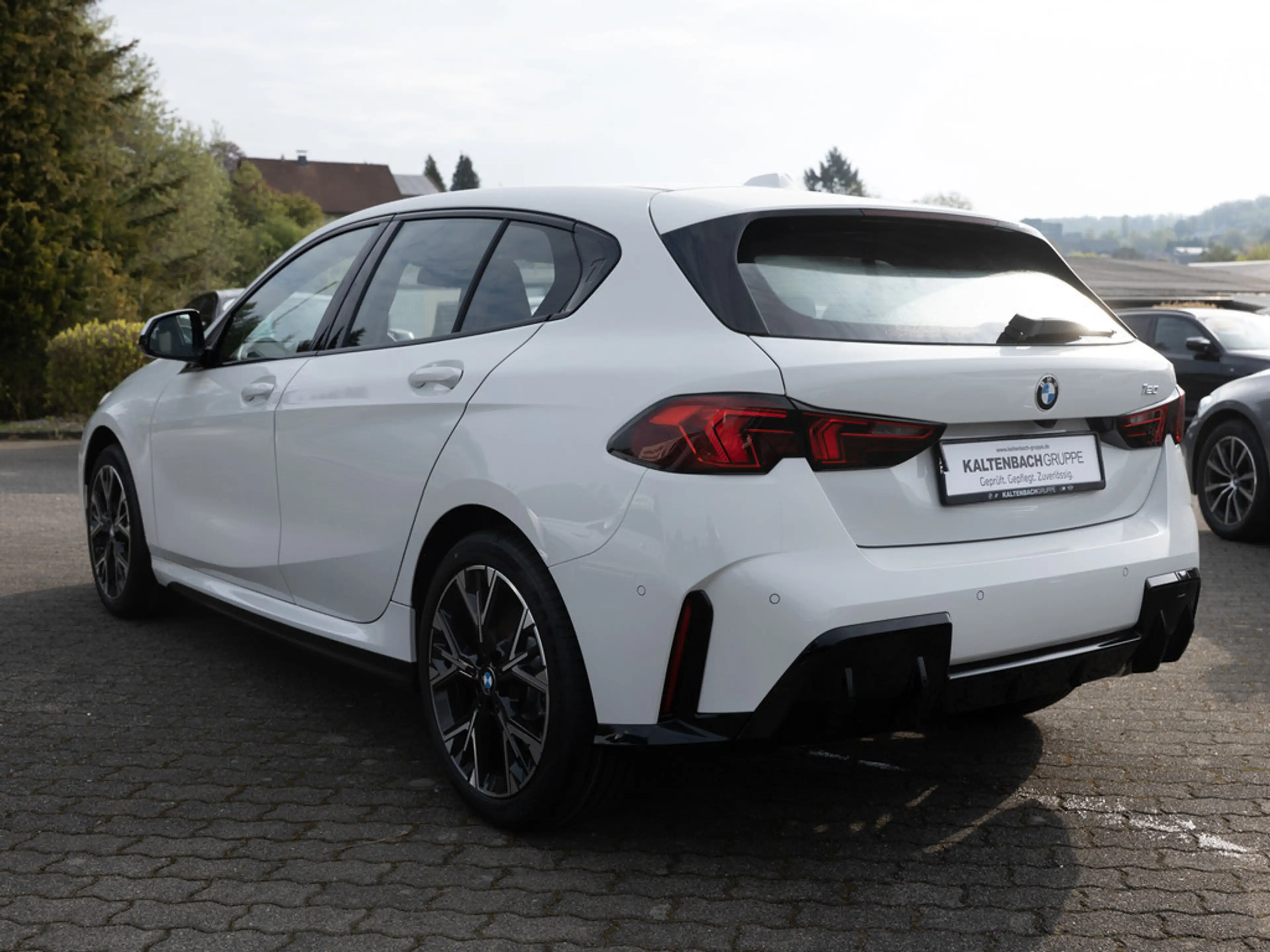 BMW 120 LED NAVI KAMERA SHZ PDC KEYLESS KLIMA — photo 8