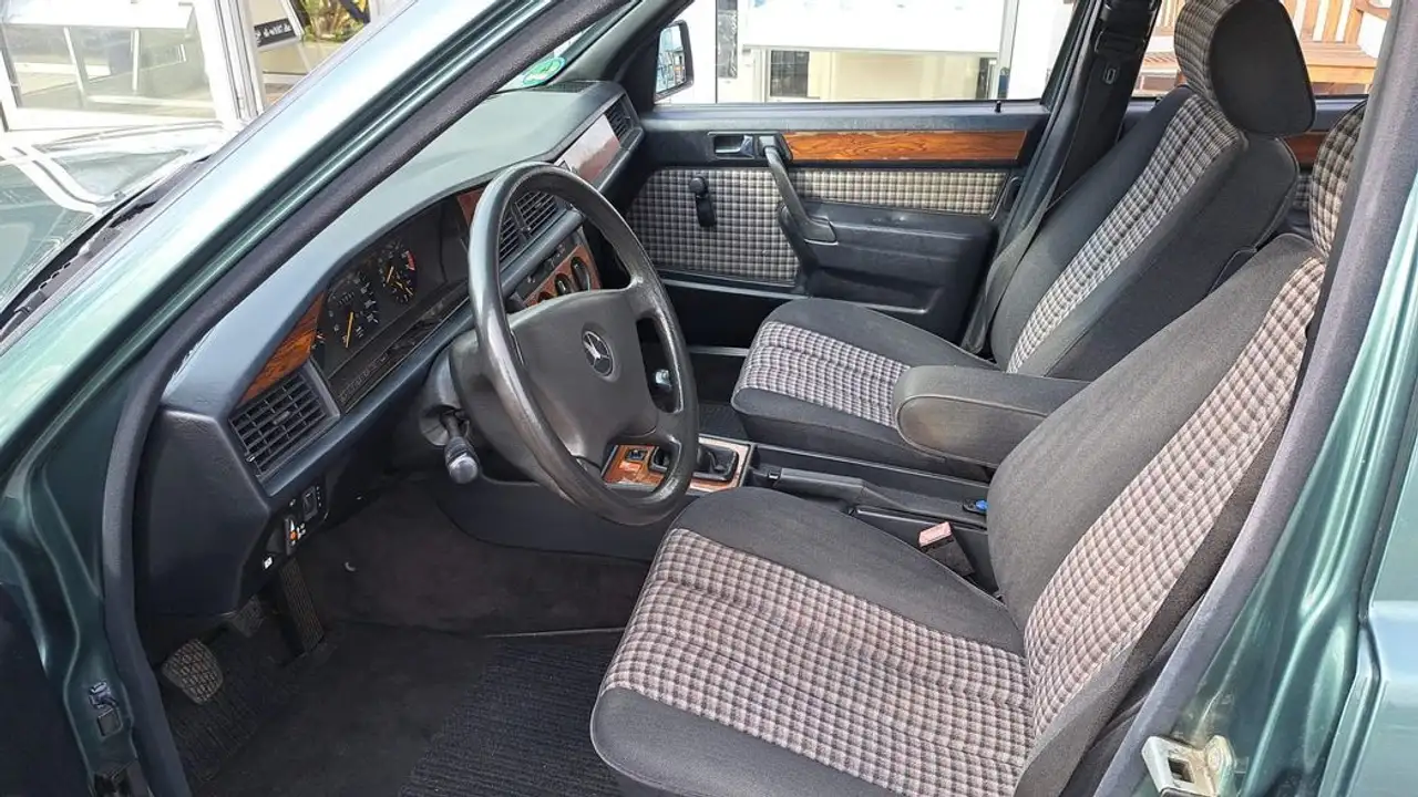 Mercedes-Benz 190 E 1.8 ESSD/ Scheckheft TOP, foto 7
