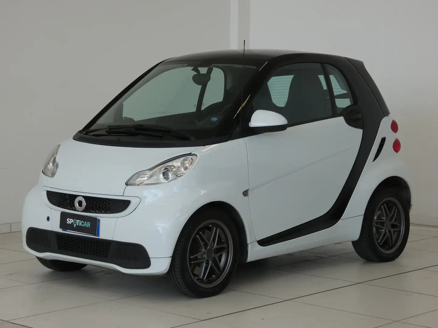 smart forTwo Fortwo II 1.0 mhd Pure 61cv FL bijela - 1