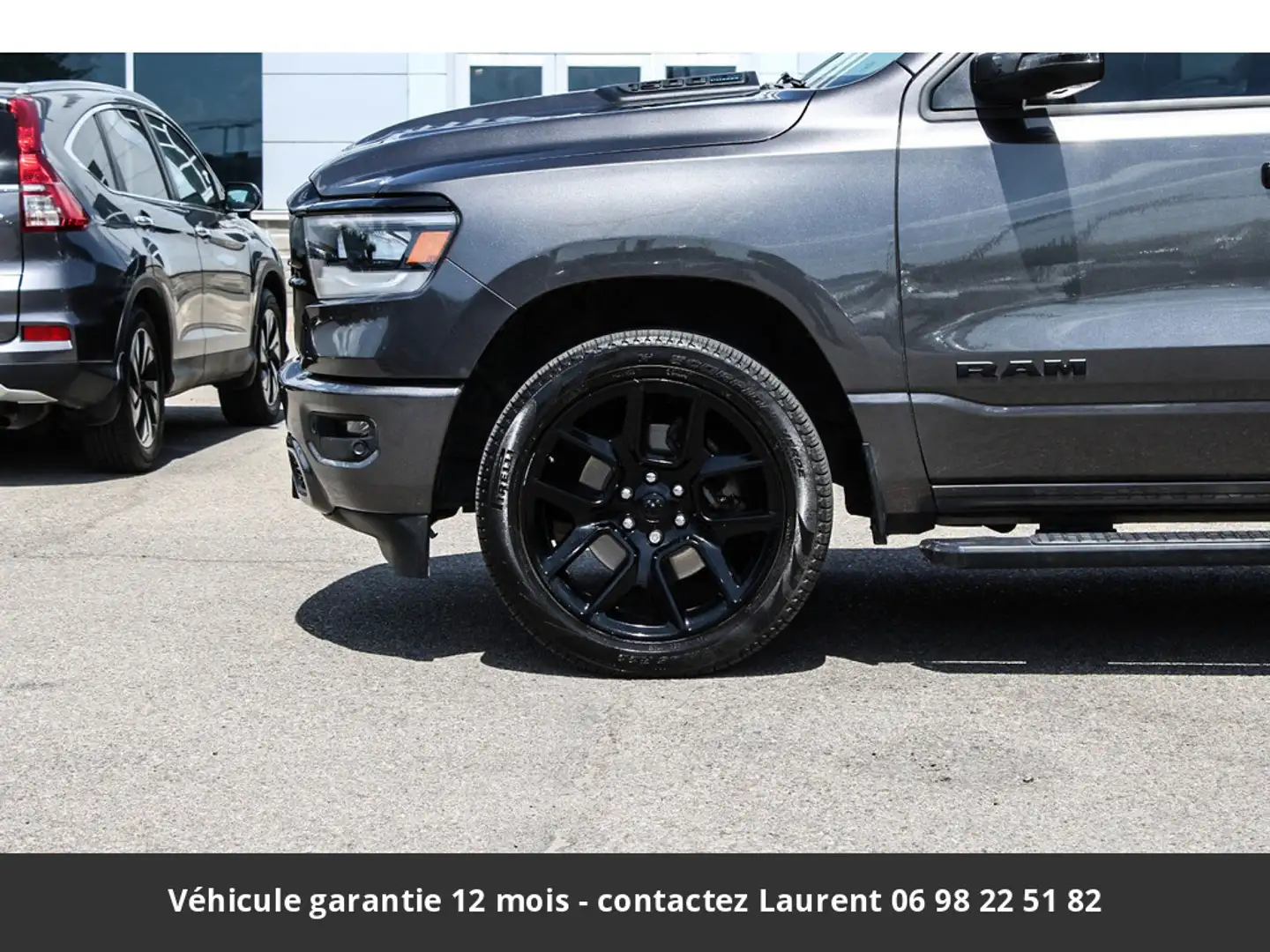 Dodge RAM Sport Night 12P 5.7L 4x4 Tout compris hors homolog Gris - 2