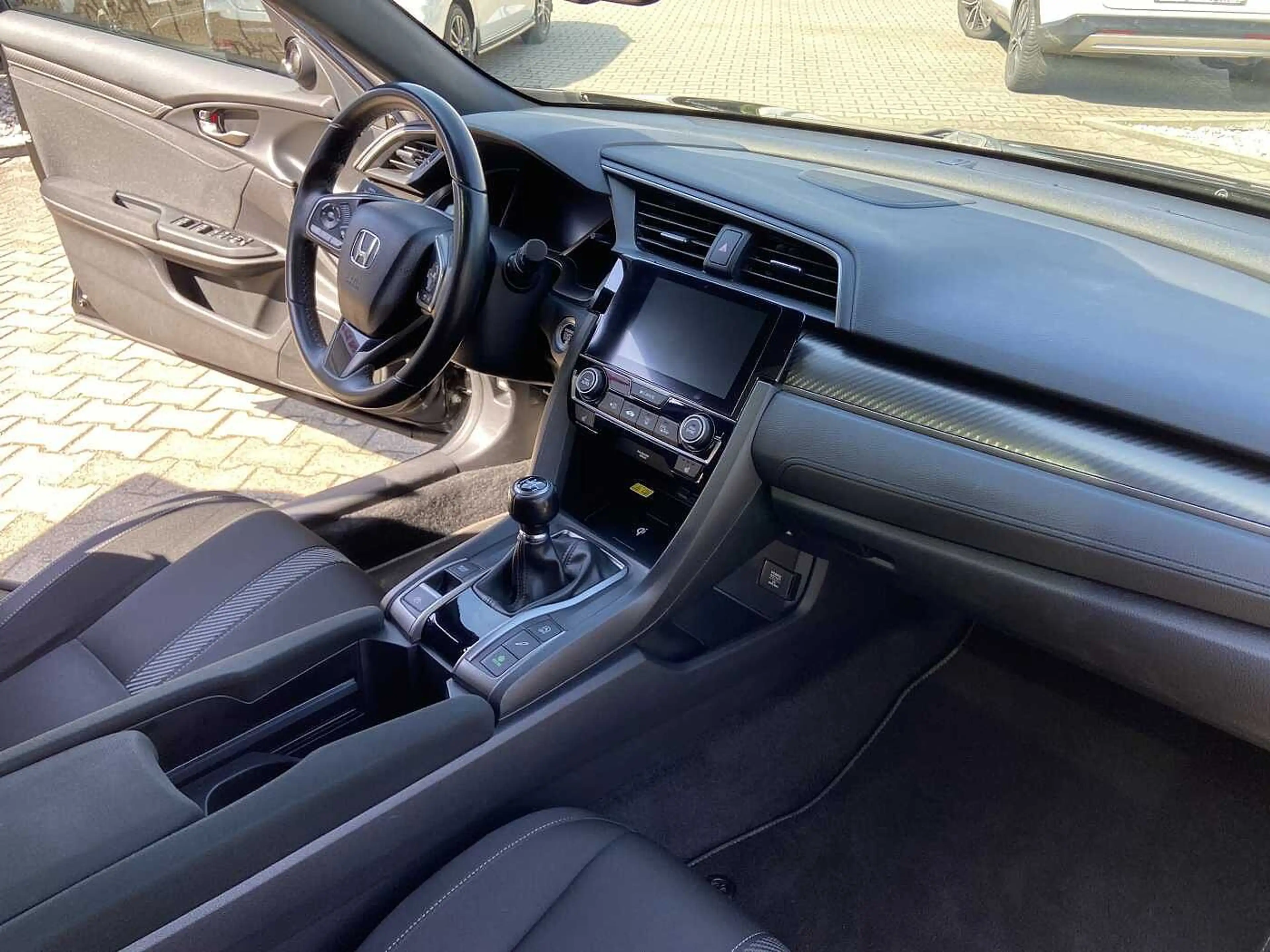 Honda Civic 1.5 Turbo Sport Plus inkl. Winterräder — photo 13