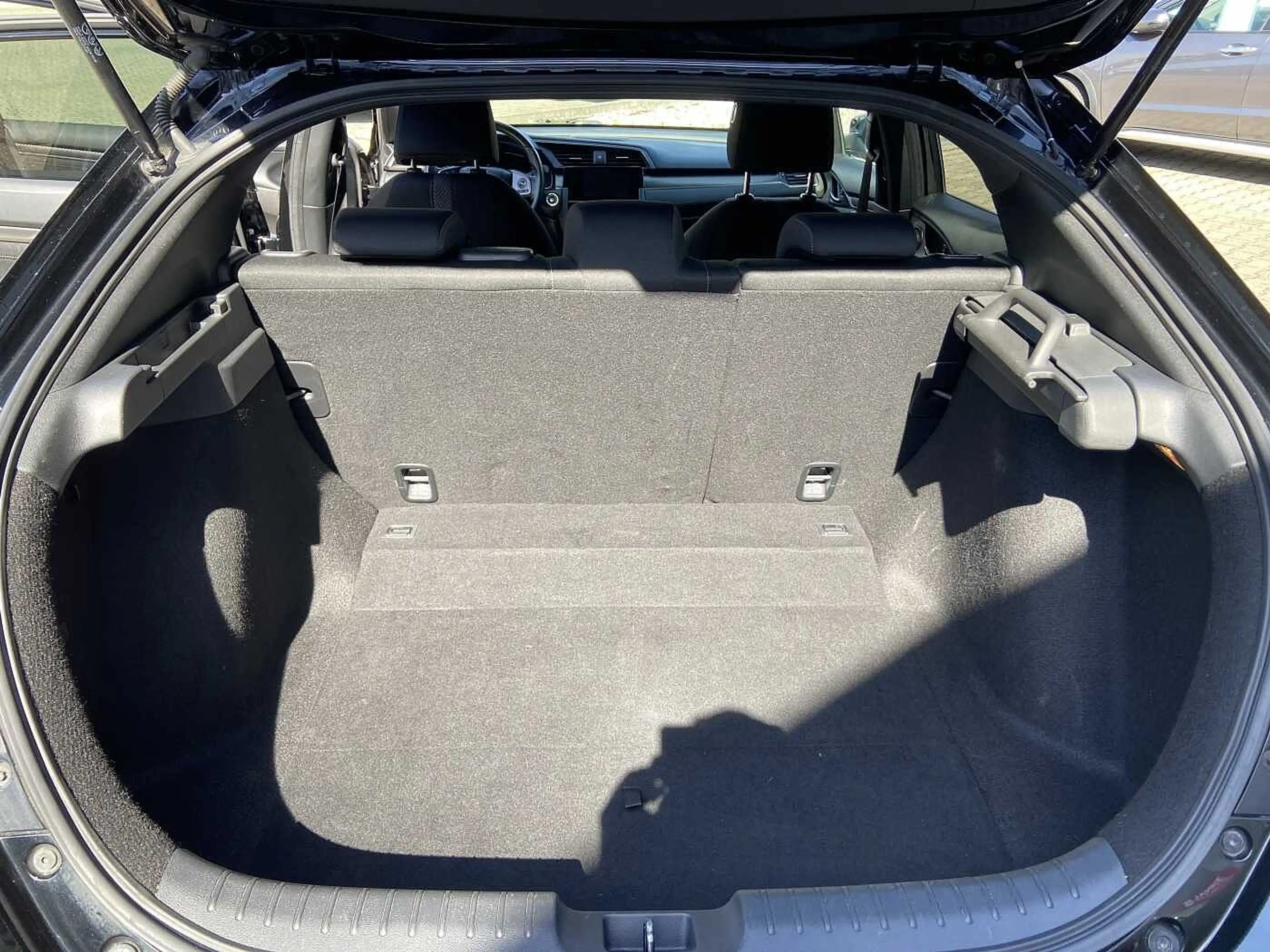 Honda Civic 1.5 Turbo Sport Plus inkl. Winterräder — photo 12