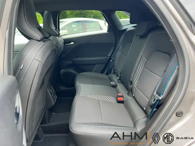 Renault Symbioz view 12