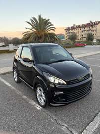 Interni con sedili in pelle