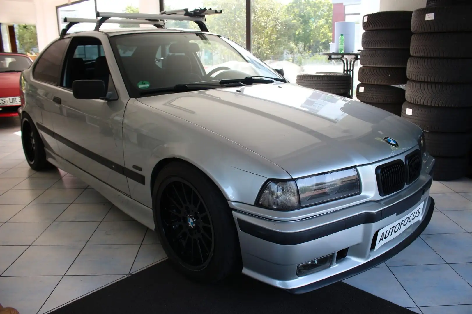 BMW 323 ti Compact  Edition Sport M-Sportpaket Argento - 1