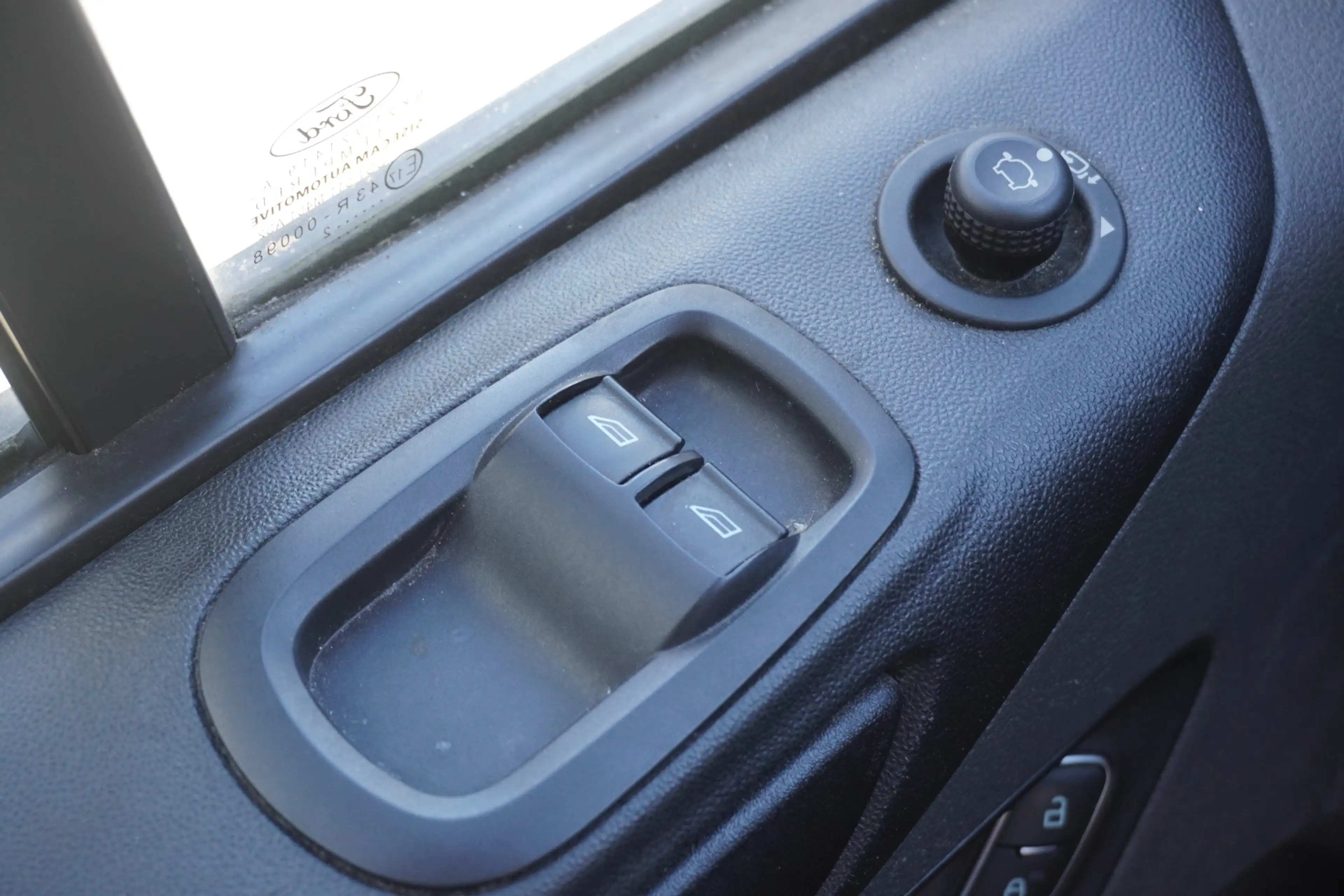 Ford Transit Custom 2.0 TDCI L2 130PK 2x Schuifdeur EURO 6 - Airco - N — photo 20